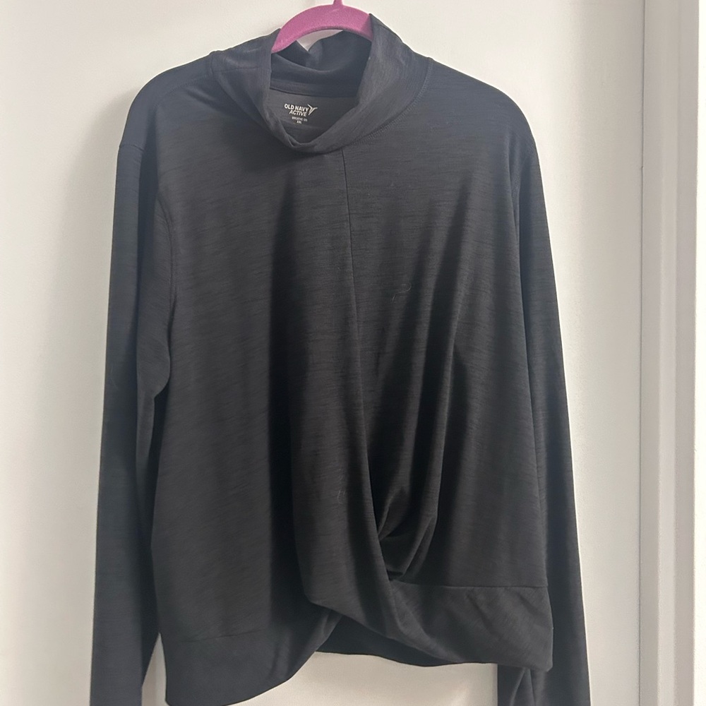 Black Twist Front Long Sleeve Top